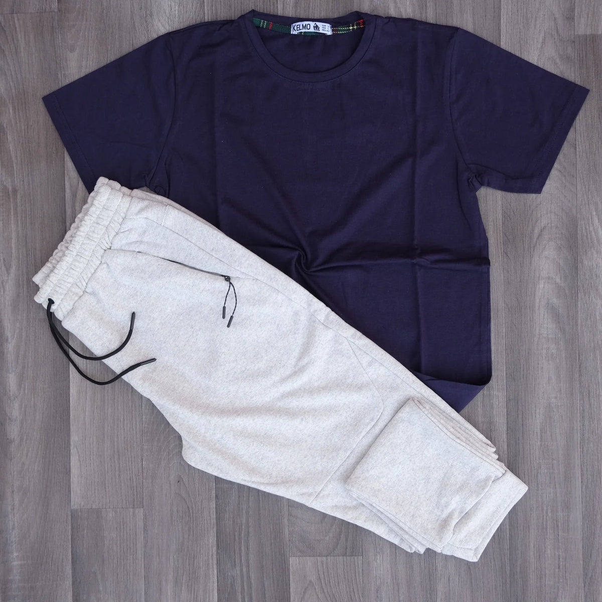 Ensemble T-shirt Bleu Marine + Jogging Gris Chiné Clair