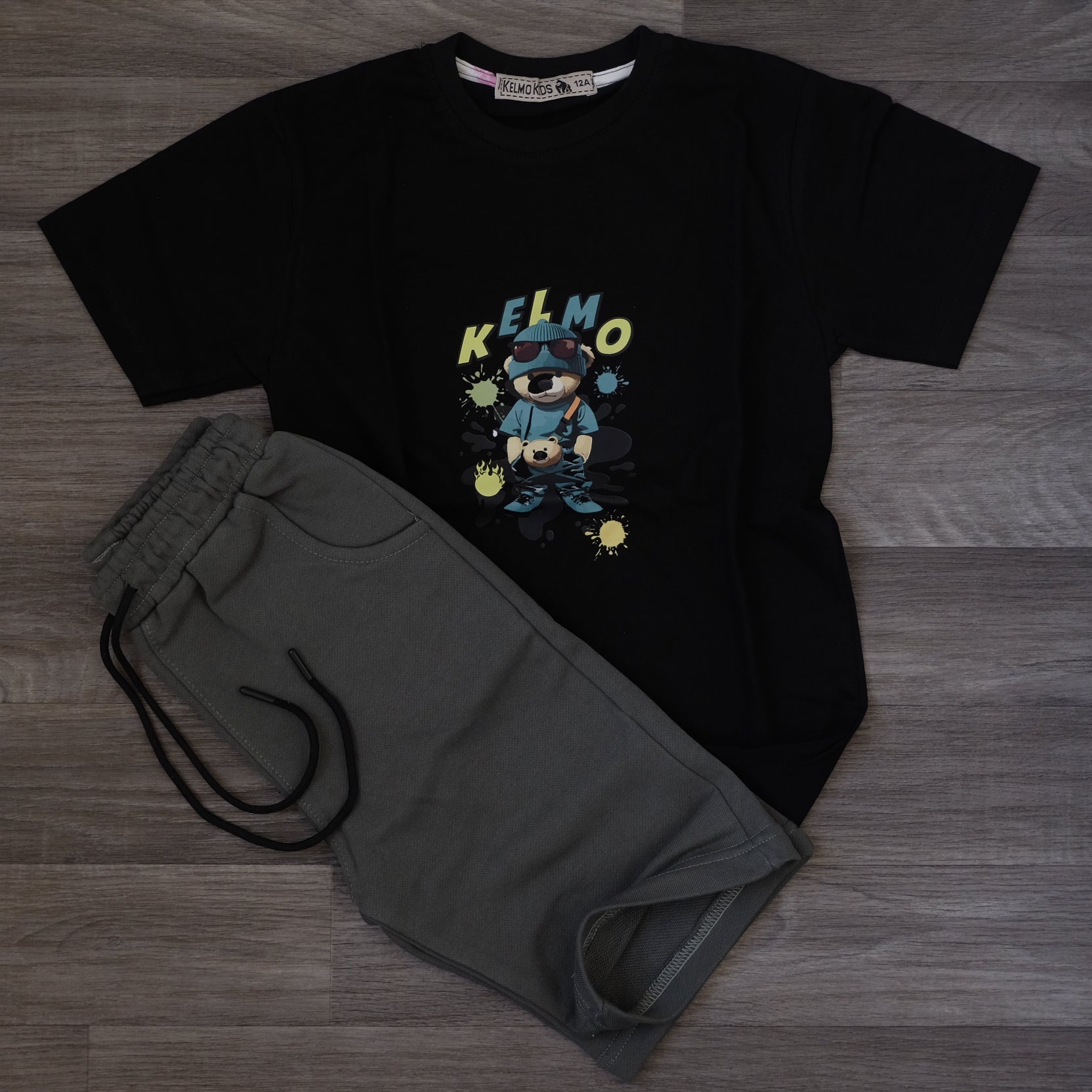 Ensemble Enfant T-shirt Noir Imprimé Ours et Short Jogging Gris Anthracite