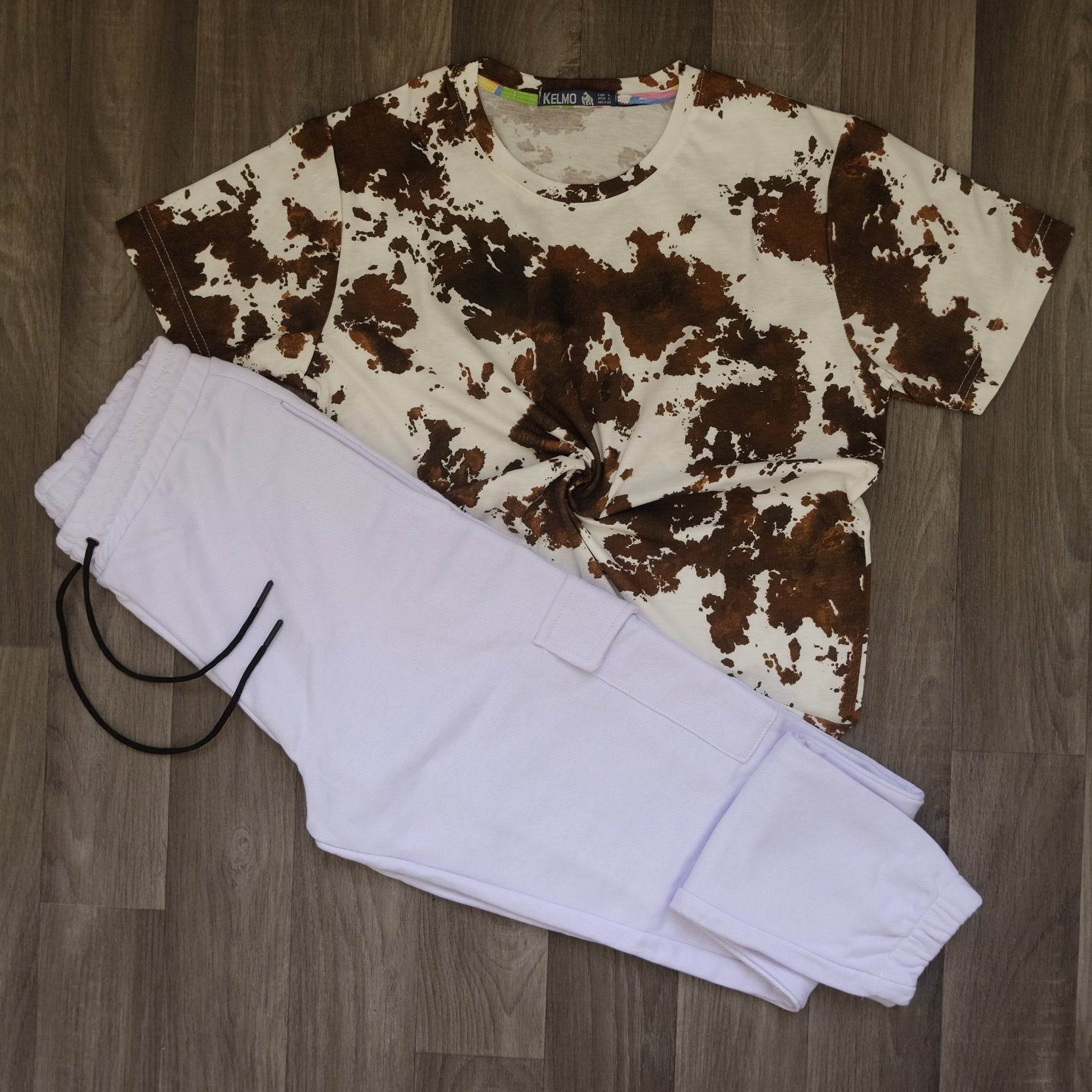 Ensemble T-shirt Cloud et Jogging Cargo Blanc