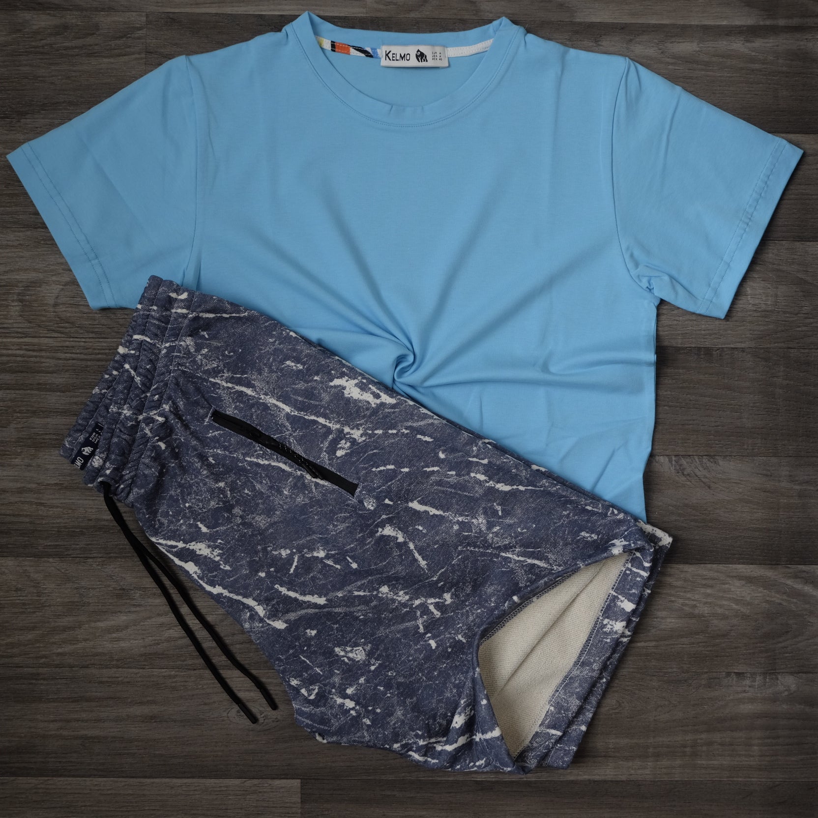 Ensemble T-shirt Bleu Ciel et Short Imprimé Marbre Bleu Marine