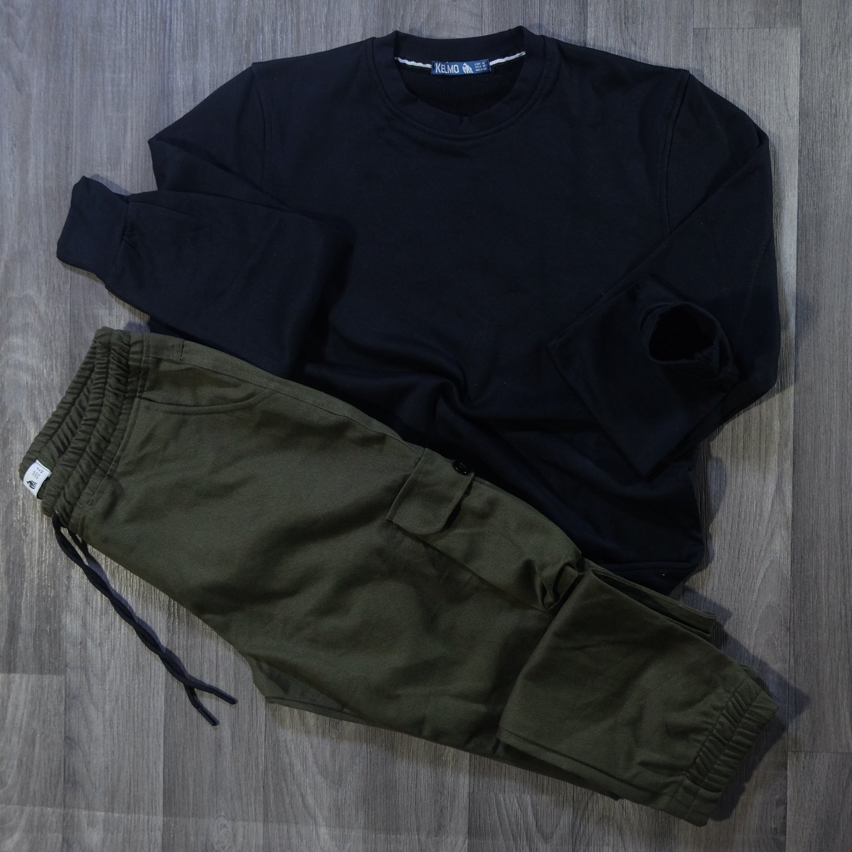 Ensemble Cargo Para Kaki et Sweat Noir