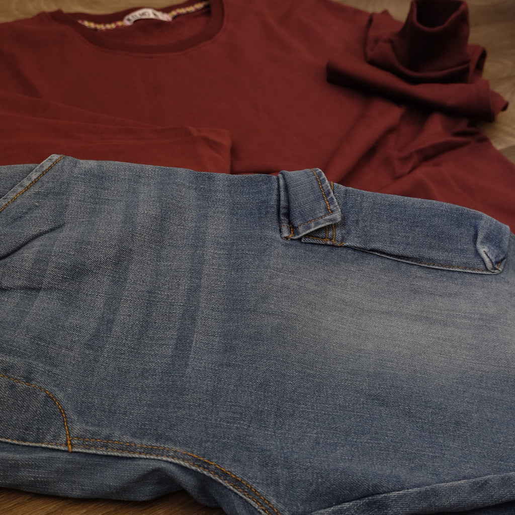 Ensemble Cargo Jeans Délavé Bleu + Sweat Grenat