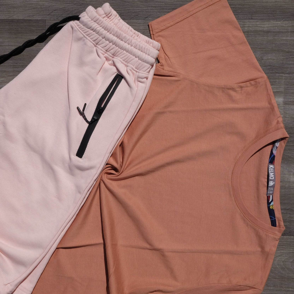Ensemble T-Shirt Saumon Foncé et Short Rose