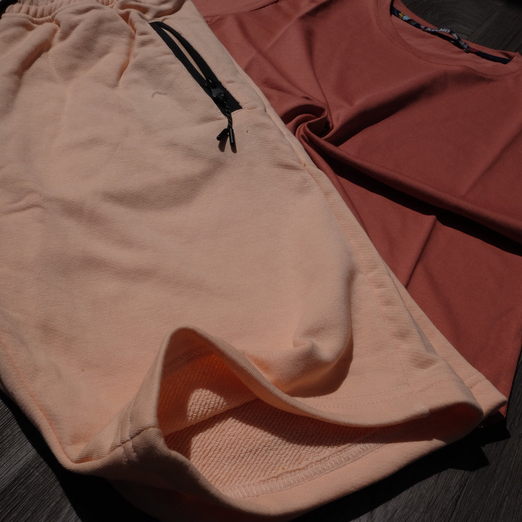 Ensemble T-Shirt Orange Froncé et Short Rose Foncé