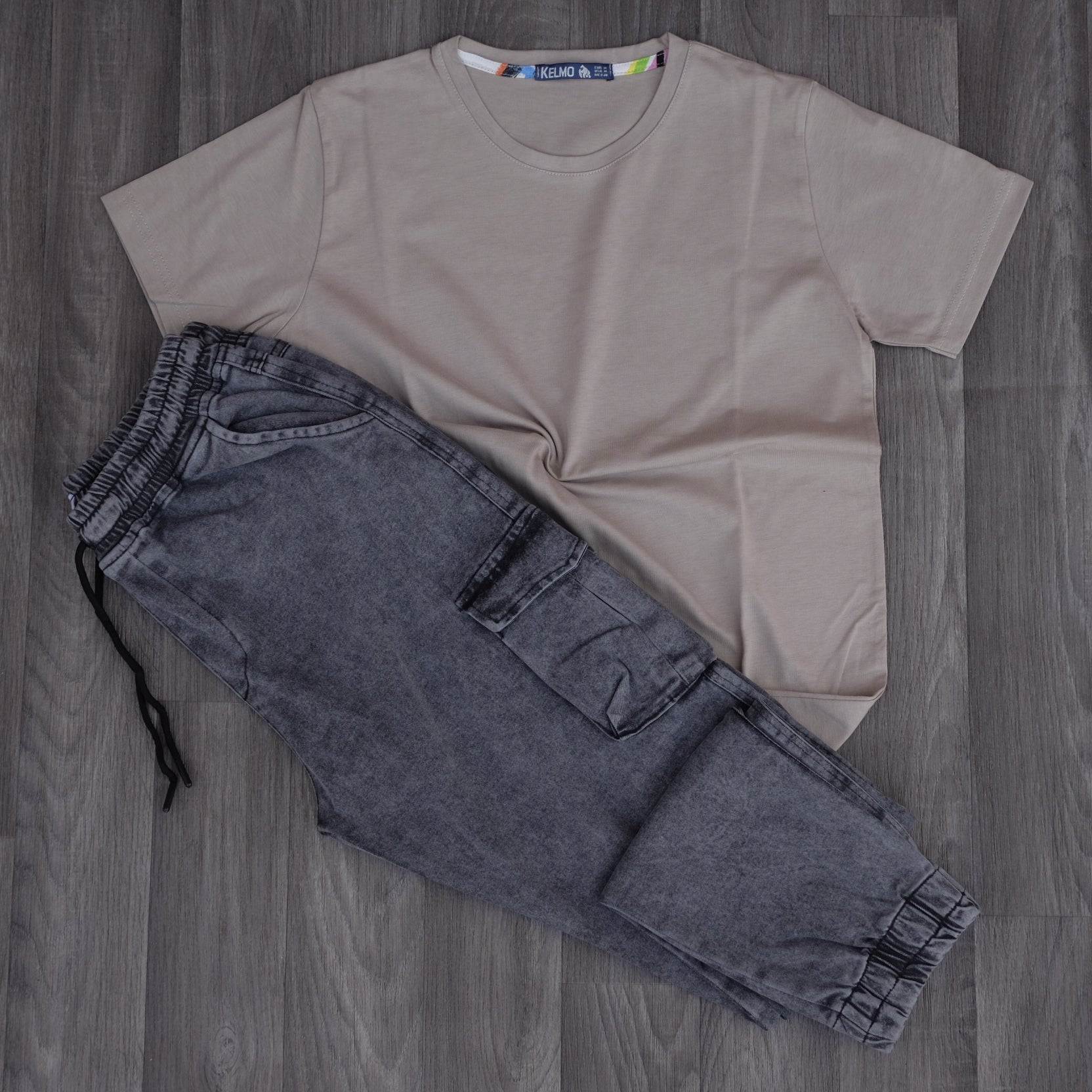 Ensemble T-shirt Taupe et Jean Cargo Délavé Gris