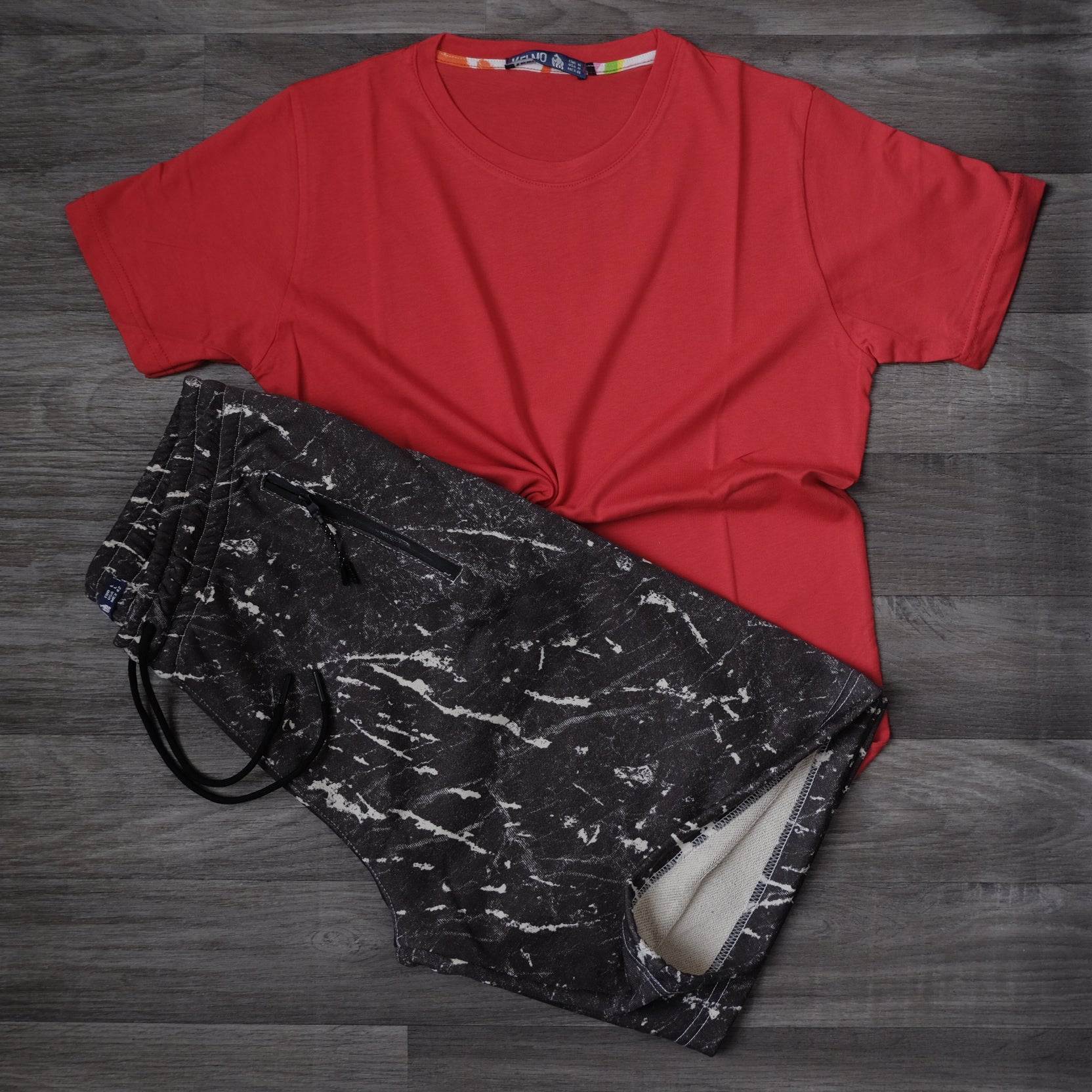 Ensemble T-shirt Rouge et Short Imprimé Marbre Noir