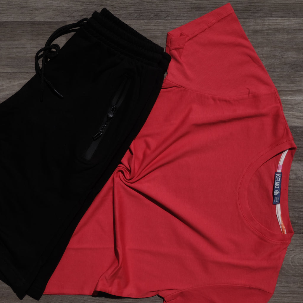 Ensemble T-Shirt Rouge et Short Noir