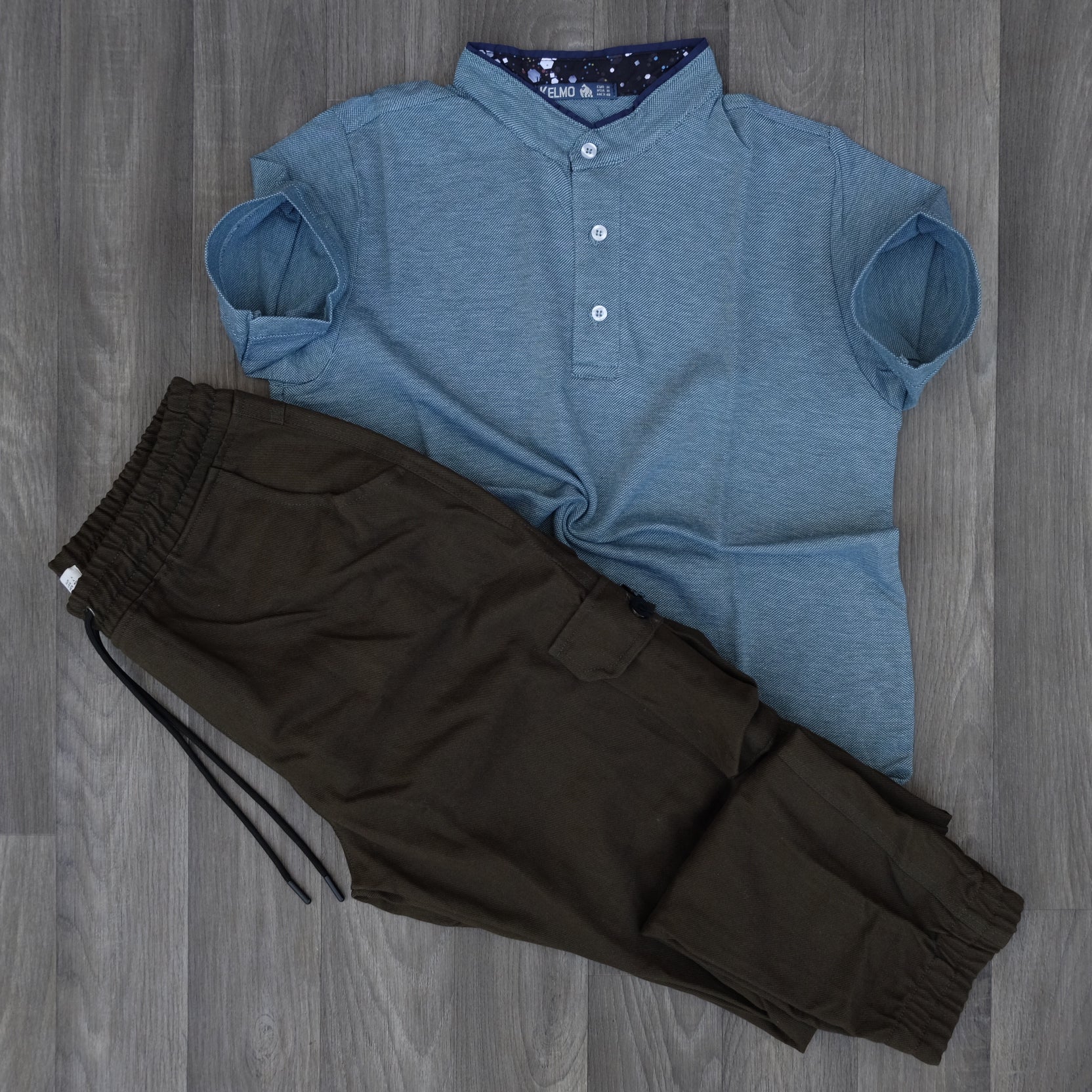 Ensemble Polo Vert Chiné et Cargo Marron
