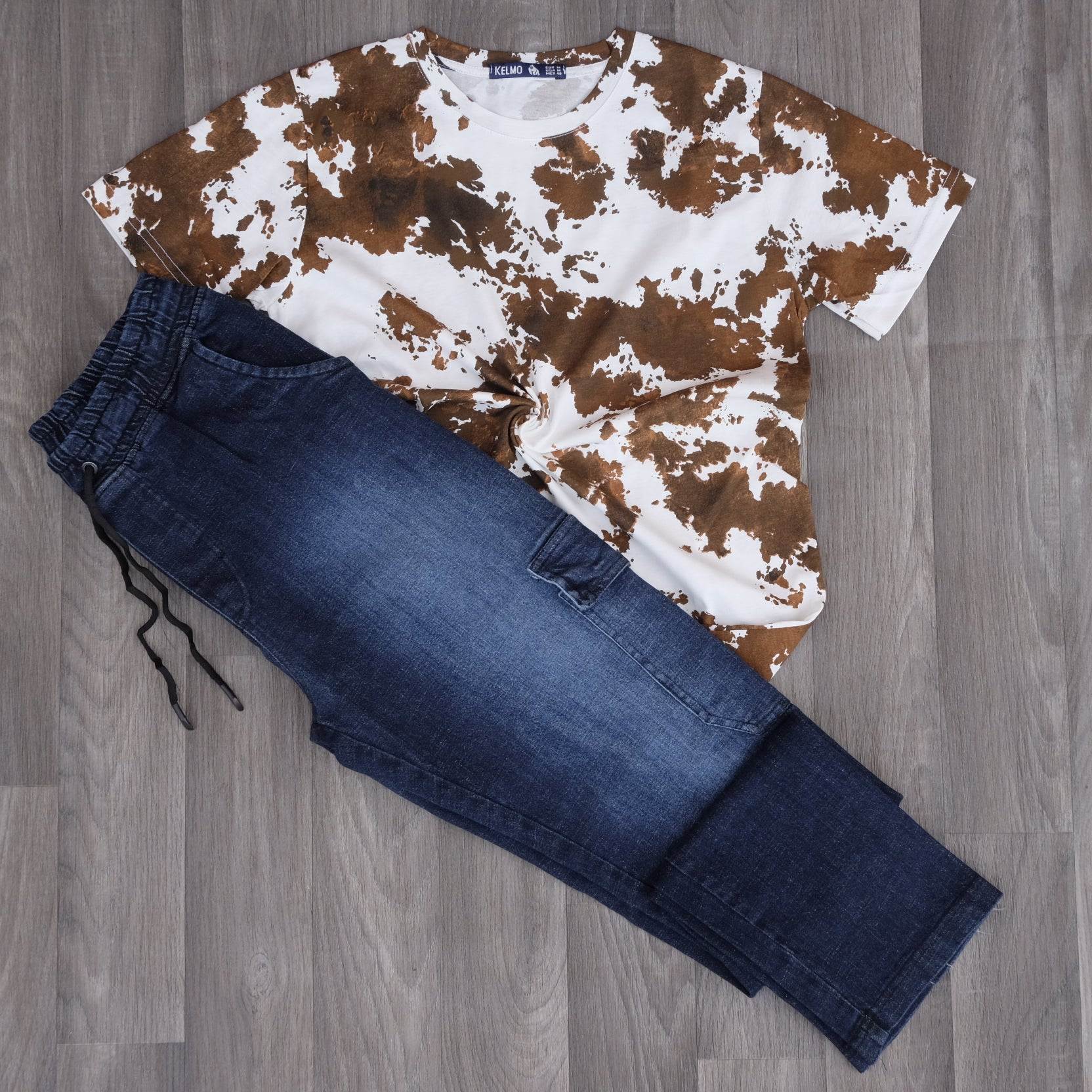 Ensemble T-shirt Cloud et Jean Délavé Straight