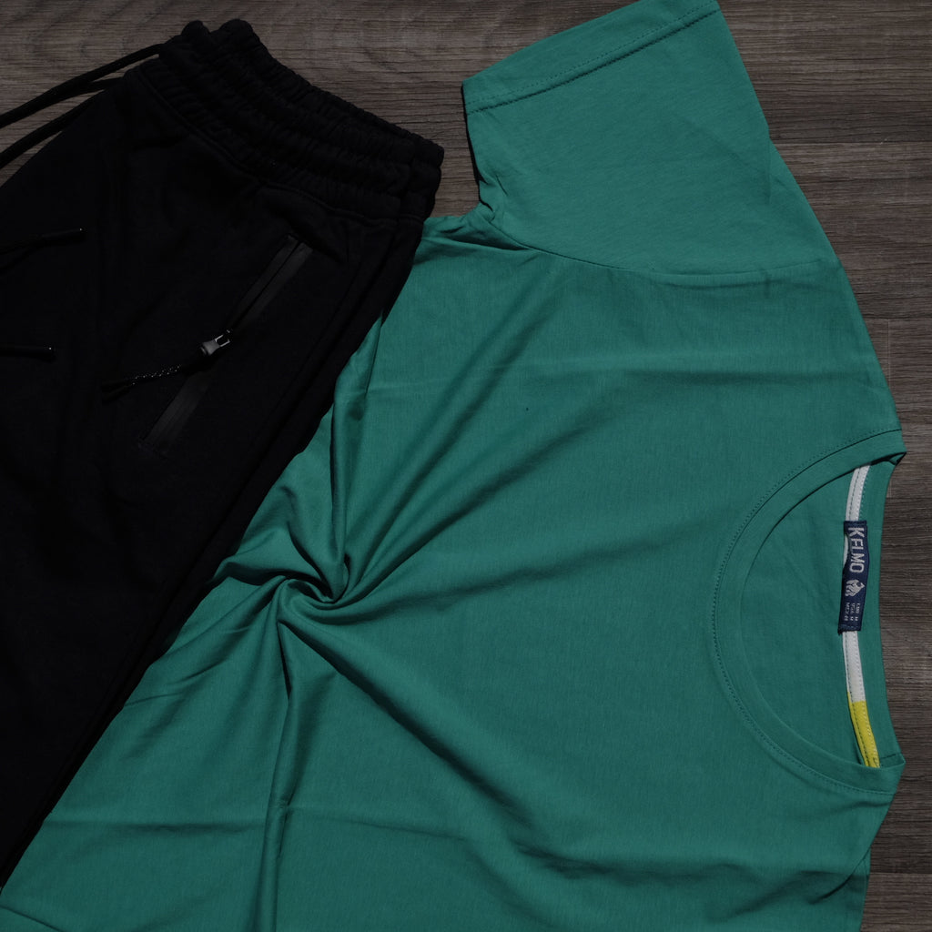 Ensemble T-Shirt Vert et Short Noir