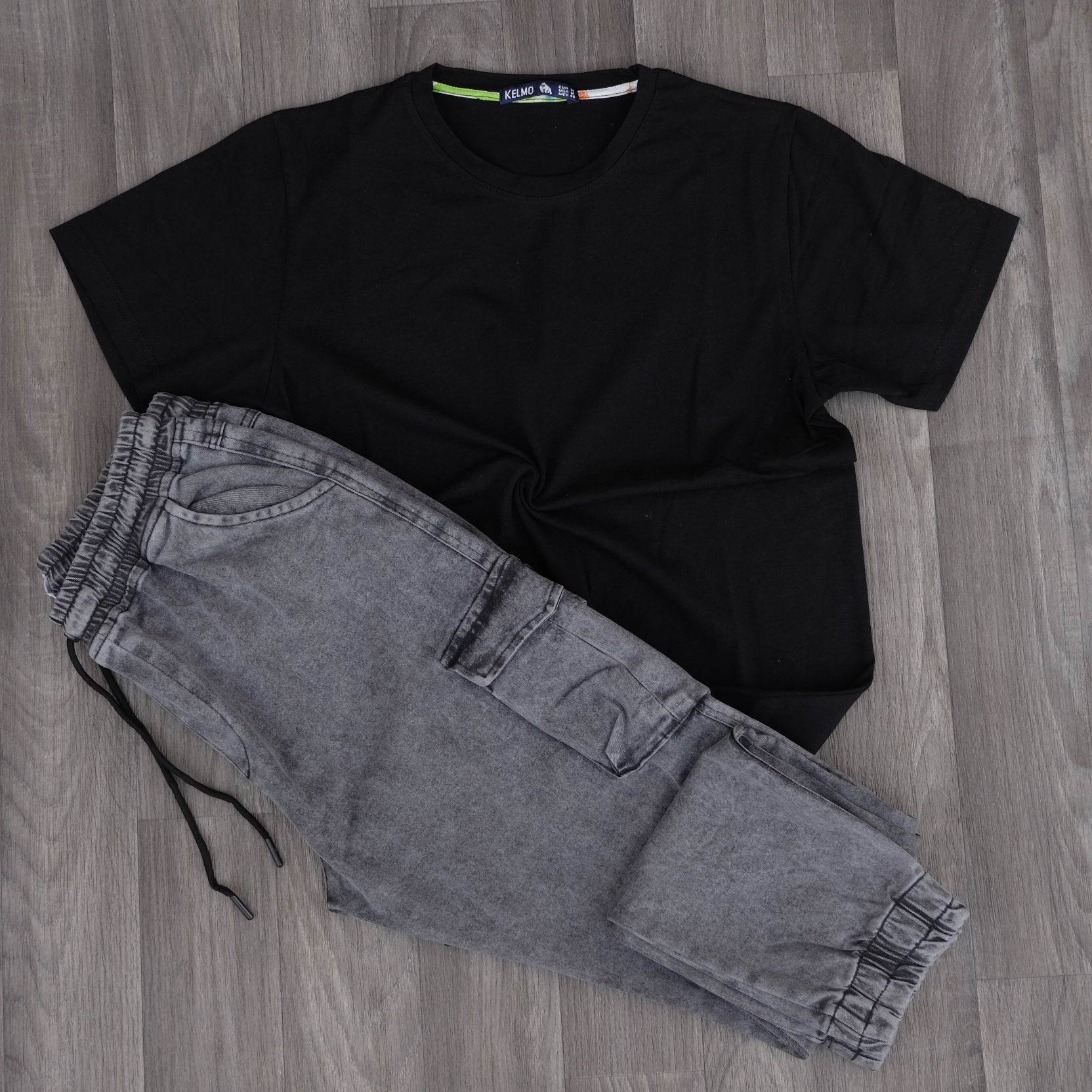 Ensemble T-shirt Noir et Jean Cargo Délavé Gris Clair