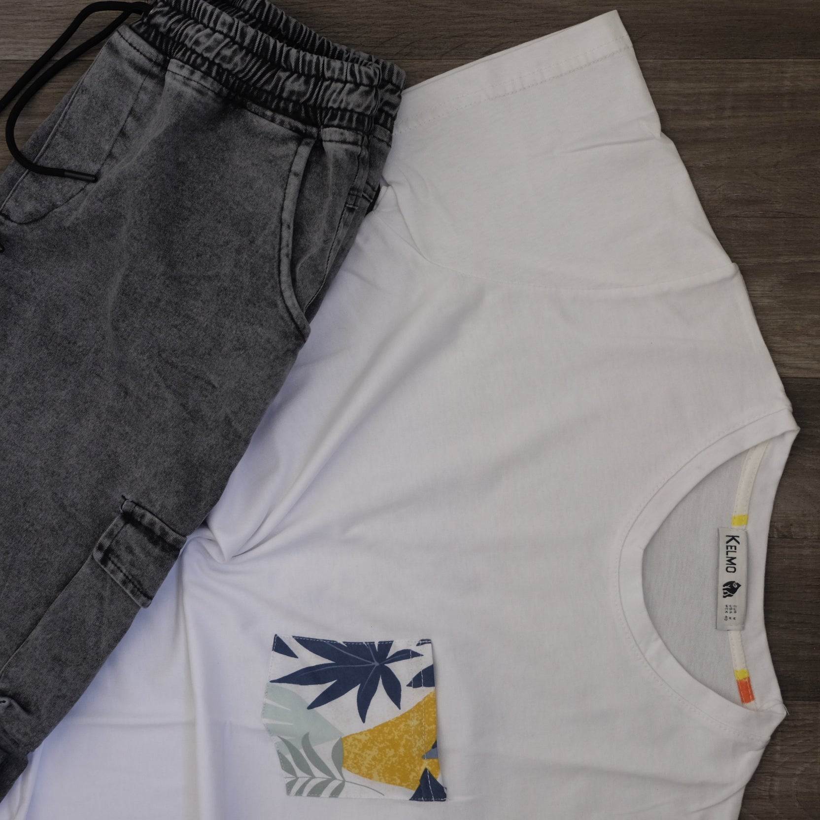 Ensemble T-shirt Blanc Hawaï et Jean Gris Délavé