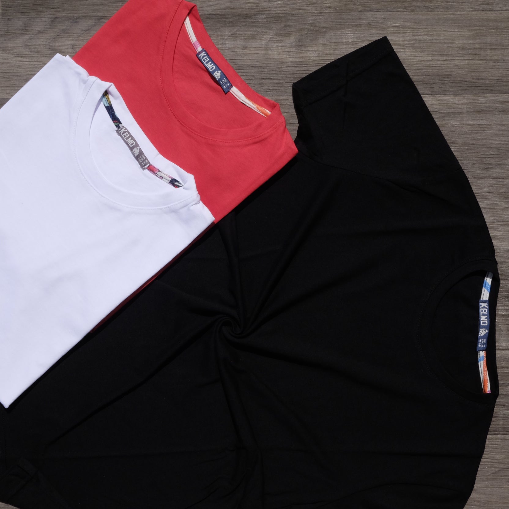 Pack 3 T-Shirts Rouge, Blanc et Noir