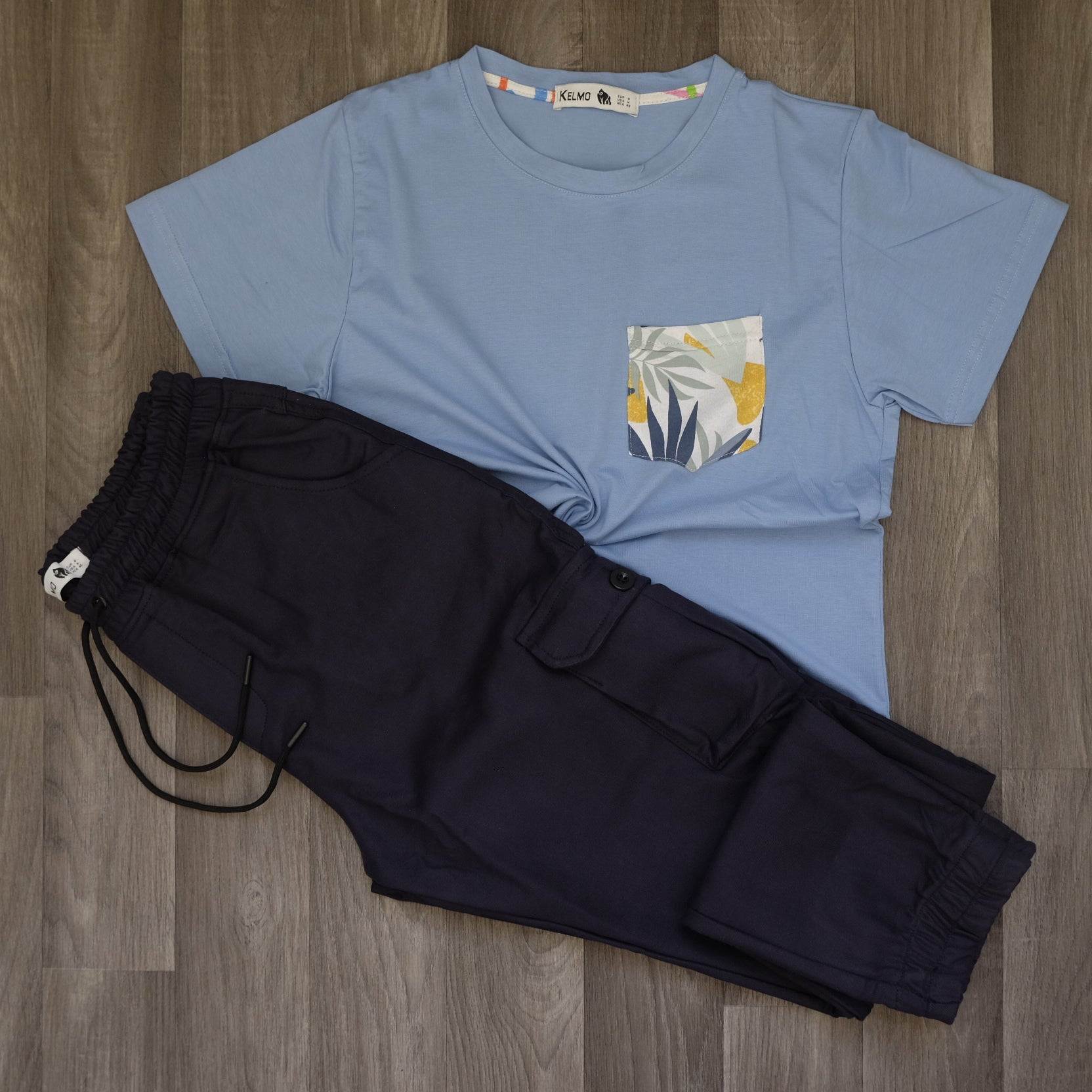 Ensemble T-shirt Bleu Ciel Hawaï et Cargo Bleu Marine