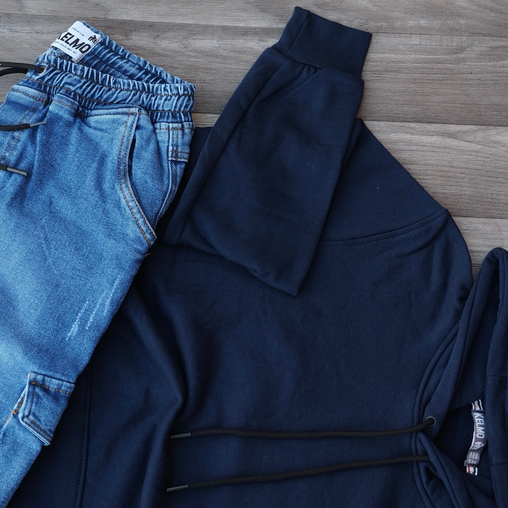 Ensemble Cargo Jeans Délavé Bleu et Capuche Cotton Bleu Marine