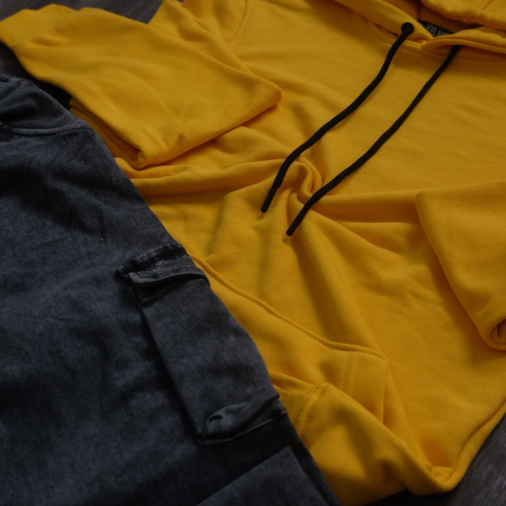 Ensemble Cargo Jeans Délavé Gris et Capuche Cotton Jaune