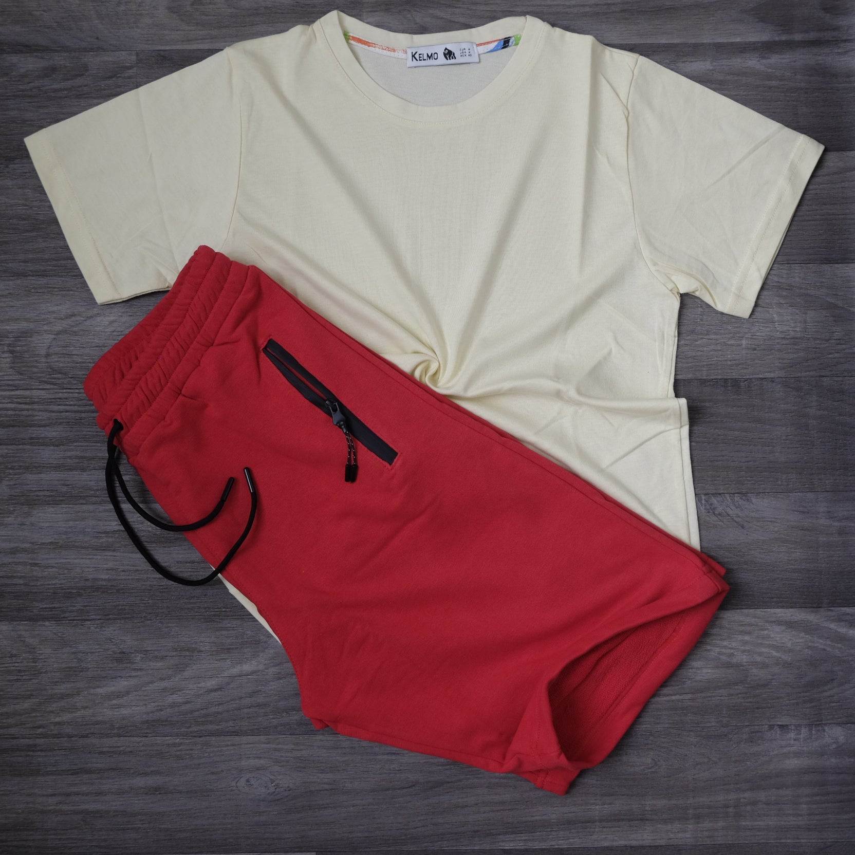 Ensemble T-shirt Jaune Pâle et Short Rouge